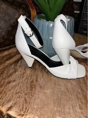 Marc Fisher Open Toe Cone Heels (White) W-7.5